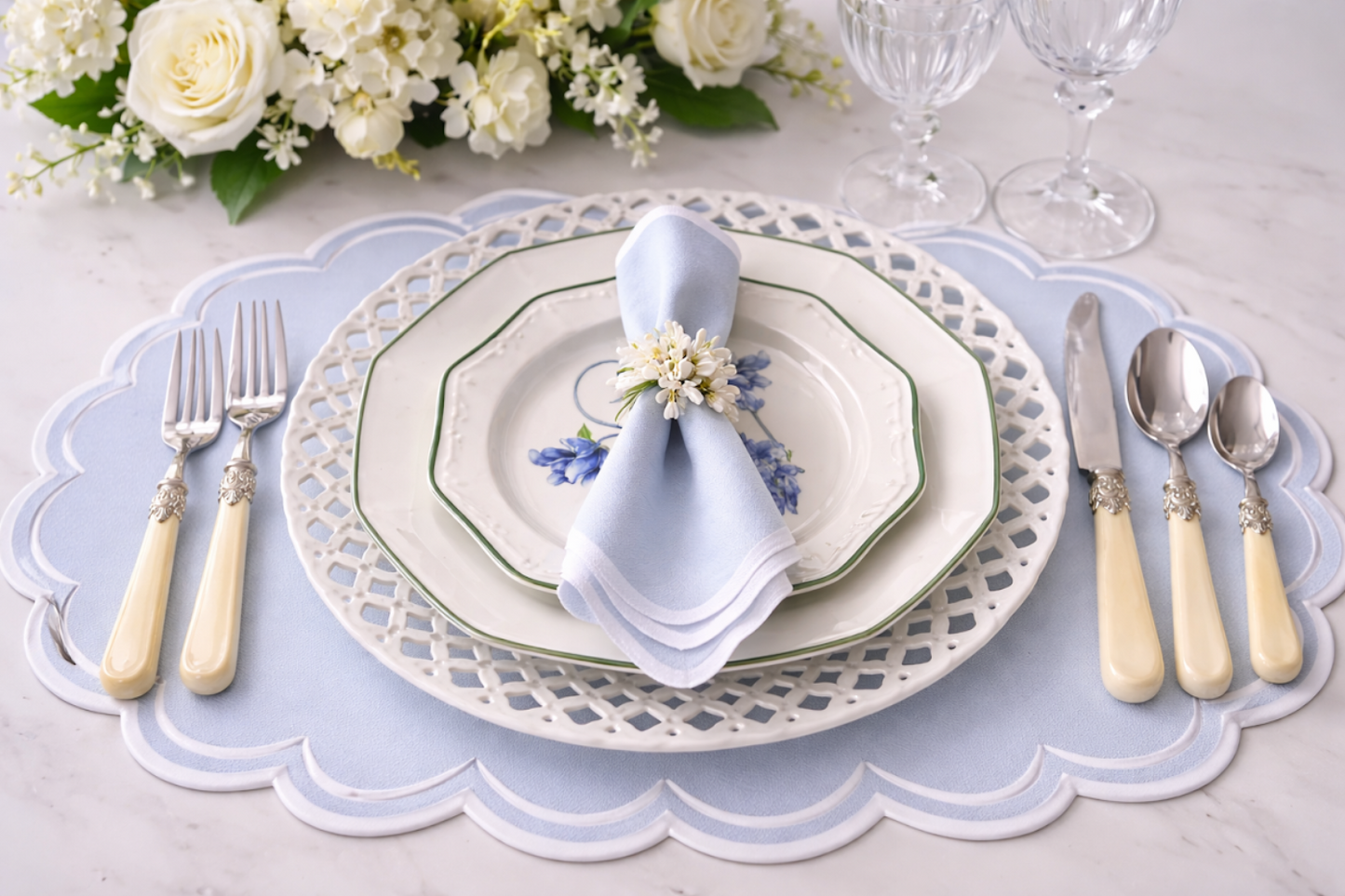 Ivory Pearlized Five Piece Flatware Set
